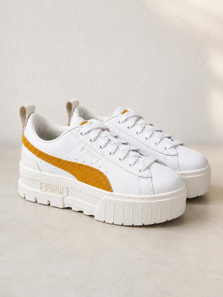Puma Mayze Lux Sneakers Wit/Goud Maat 38.5 Nieuw, Wit, Nieuw, Ophalen of Verzenden, Sneakers of Gympen