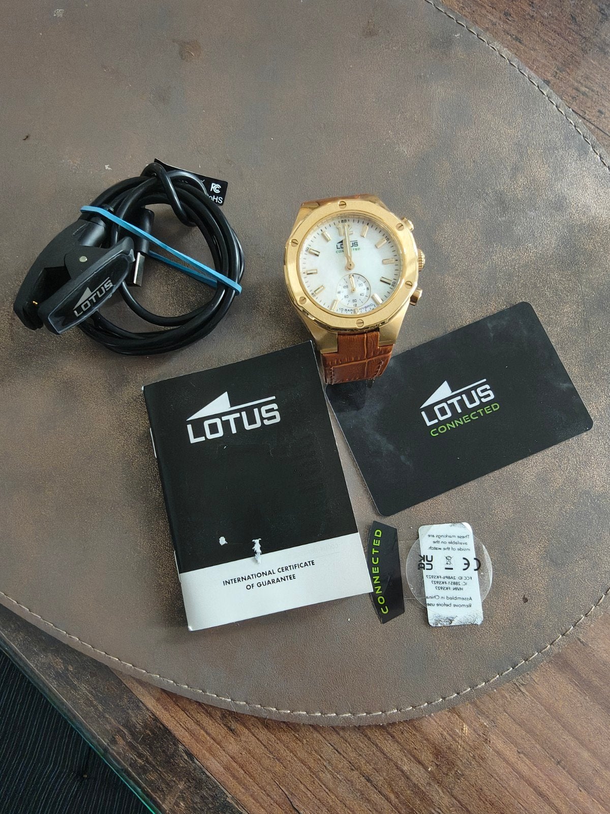 Lotus Connected Smartwatch Goud/Bruin Leer, Stappen, Ophalen of Verzenden, Zo goed als nieuw, Waterdicht