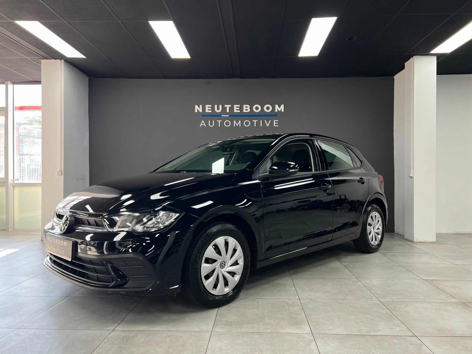 Volkswagen Polo 1.0 | Lane assist | Carplay | Stoelver |Navi, Voorwielaandrijving, Stof, Zwart, 1041 kg