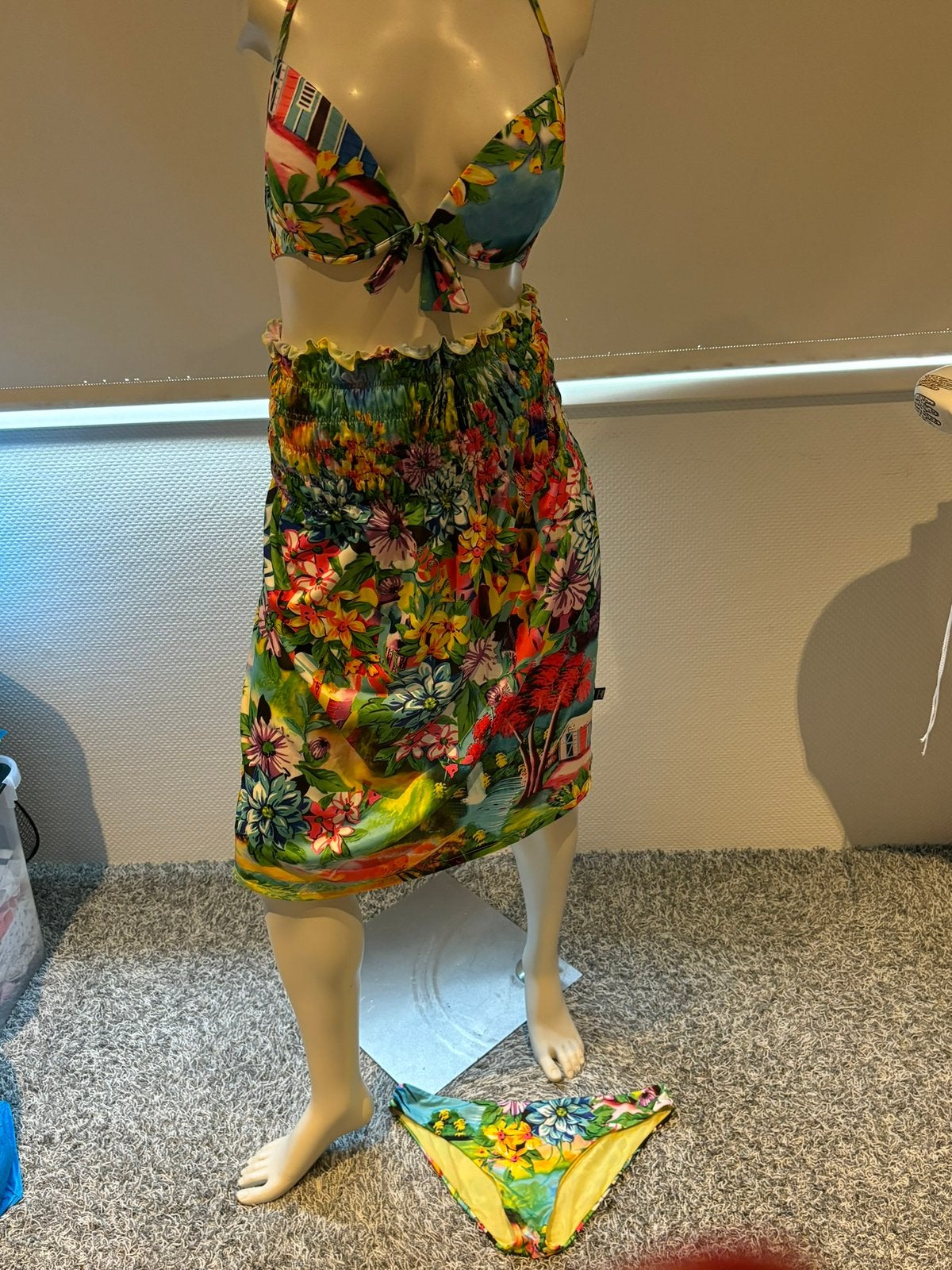 Blugirl bikini maat 40 met bijpassend jurkje maat 38., Meerkleurig, ., Ophalen of Verzenden, Zo goed als nieuw