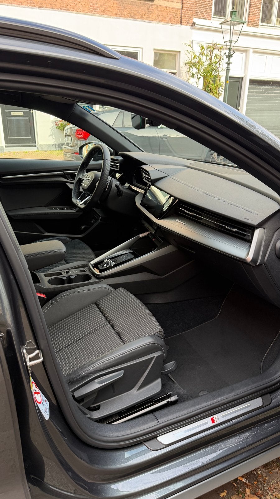 Foto 9 van Audi A3 40TFSIe,3x S-line,ACC,B&O,Matrix,Sfeerv.