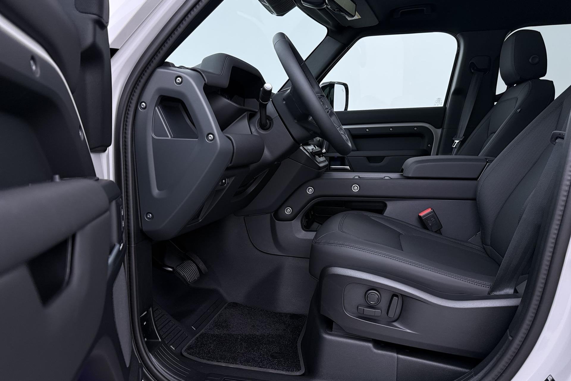 Land Rover Defender 110 P300e X-Dynamic SE | FACELIFT | Luch, Automaat, Gebruikt, 4 cilinders, 150 min