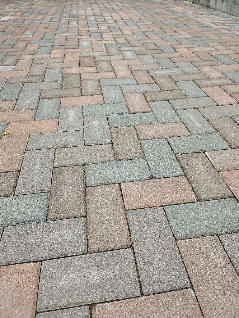 Betonklinkers tweede keus gemengd. ca. 21m3, Tuin en Terras, Tegels en Klinkers, Ophalen, Gebruikt, Klinkers, 10 m² of meer