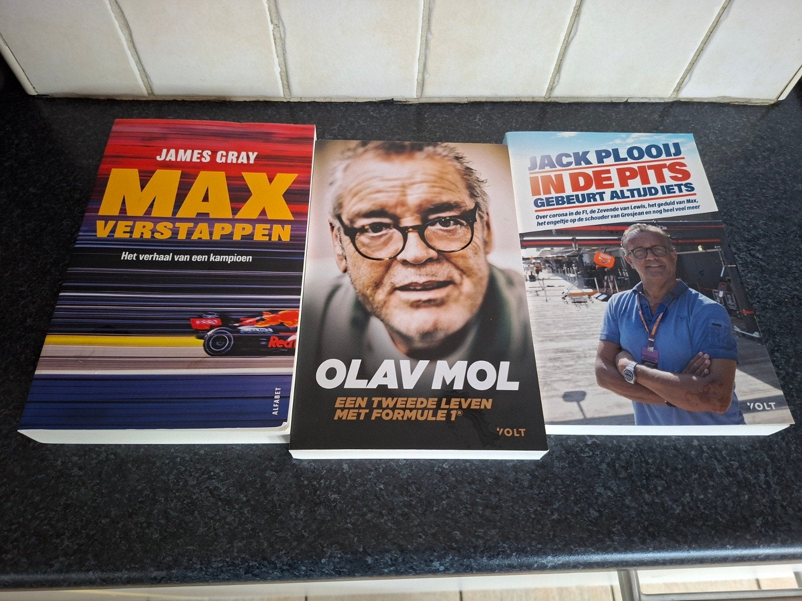 Formule 1 Boeken: Olav Mol, Jack Plooij, Max Verstappen, Ophalen of Verzenden, Gelezen, Olav Mol, Jack Plooij, James Gray, Overige sporten