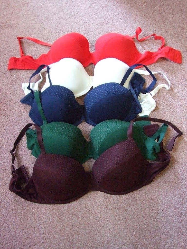 5 nieuwe bh's van Wehkamp maat 80 E, Wehkamp, Ophalen of Verzenden, Meerkleurig, BH