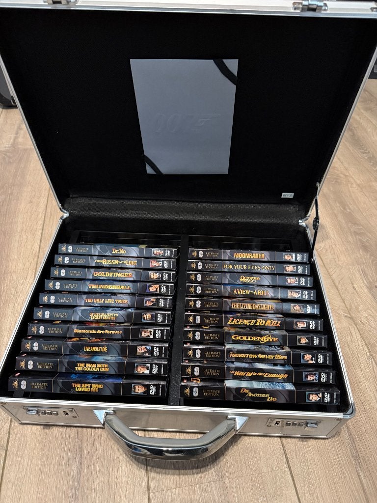 James Bond 007 Ultimate Edition DVD Collectie in Koffer, Engels, Speciale editie, Actie, Ophalen of Verzenden