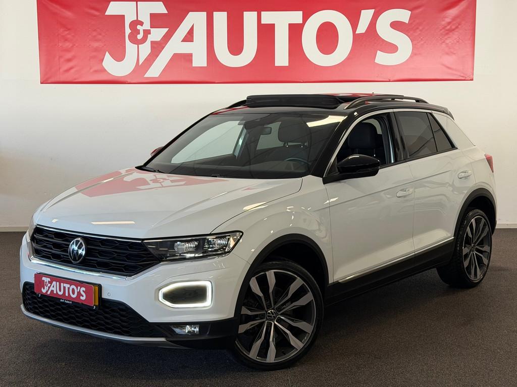 Volkswagen T-ROC 1.5 TSI Sport NAVIGATIE/CAMERA, PANORAMA, E, Auto's, Volkswagen, Stof, Euro 6, 4 cilinders, 150 pk