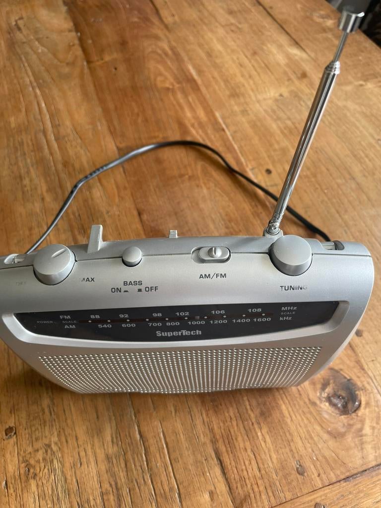 Radio Supertech, Audio, Tv en Foto, Ophalen of Verzenden, Zo goed als nieuw