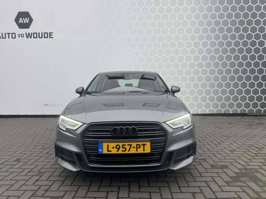 Audi A3 Sportback 1.5 TFSI CoD Sport S Line Edition, Stof, Gebruikt, 150 pk, Bedrijf