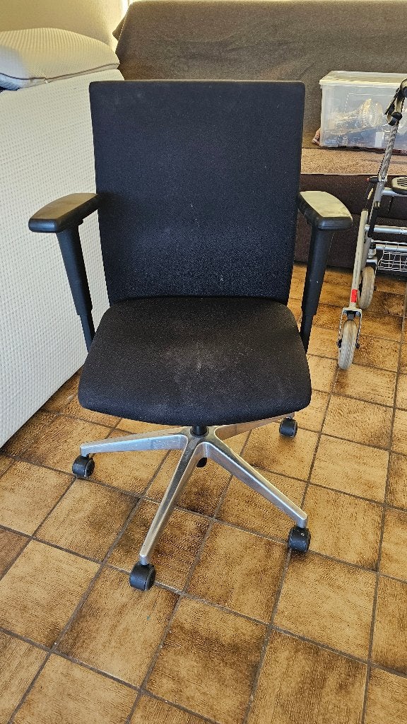 2x Bureaustoel (gratis), Ophalen, Gebruikt, Zwart, Bureaustoel