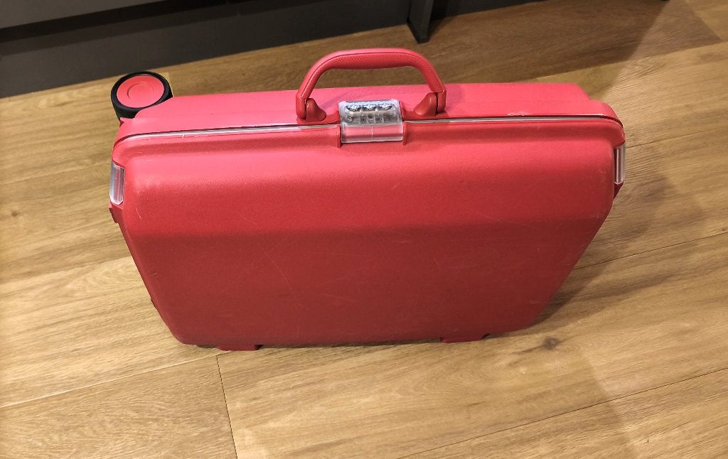 KLEINE RODE SAMSONITE ROL-KOFFER, Gebruikt, 50 tot 60 cm, Hard kunststof, 35 tot 45 cm