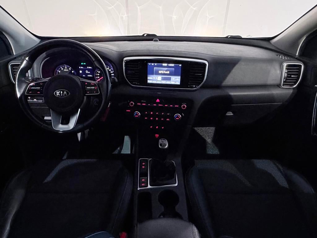 Kia Sportage 1.6 T-GDI DynamicLine /Clima/Cruise/LED/Camera/, Gebruikt, 4 cilinders, Blauw, Verwarming stoelen achter