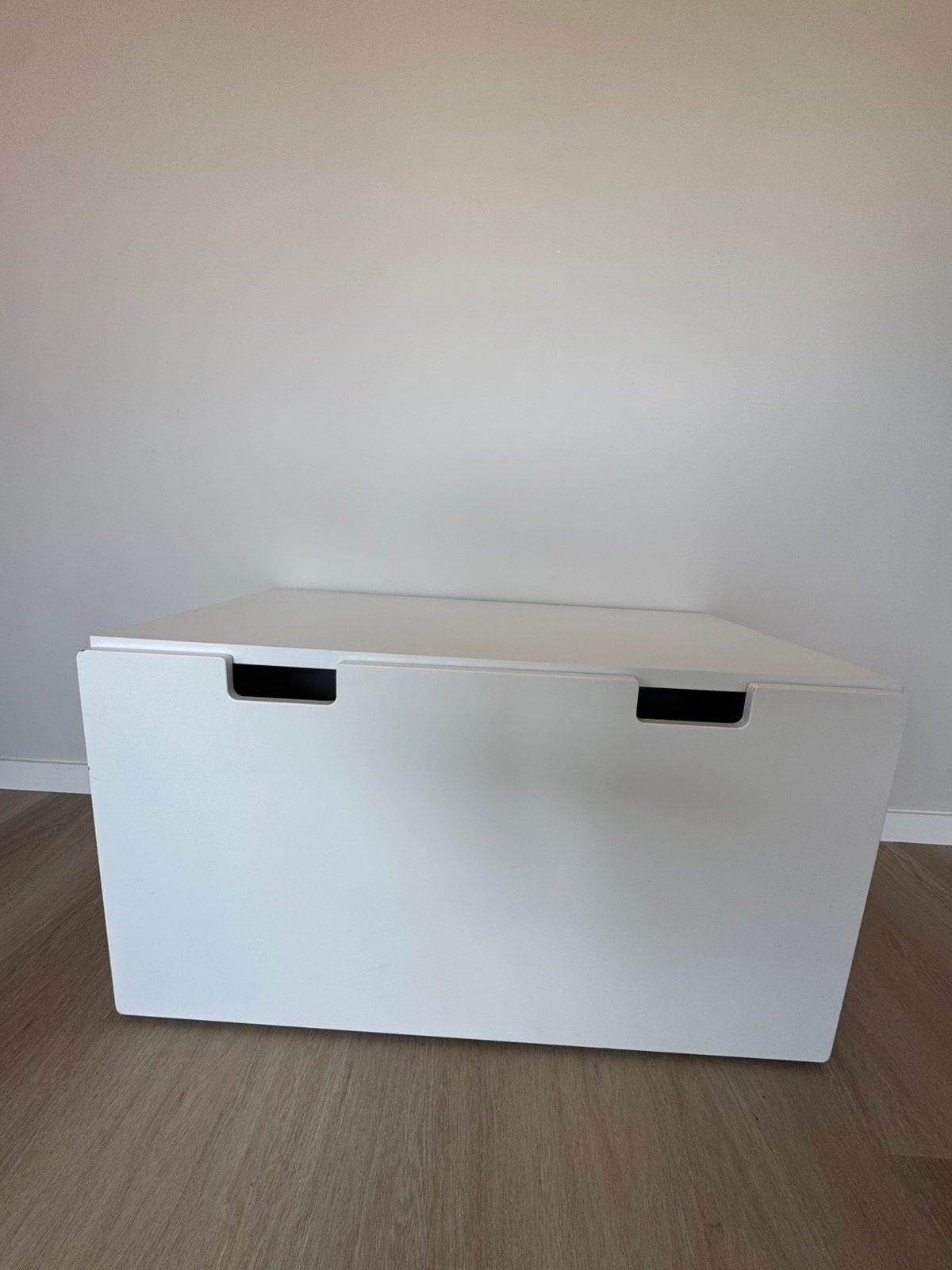 Smastad ikea speelgoedkist met lade wit, Ophalen, Zo goed als nieuw