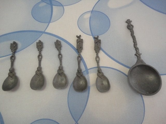 5 antieke TINNEN LEPELS + 1 groter model = 6 stuks, Ophalen of Verzenden