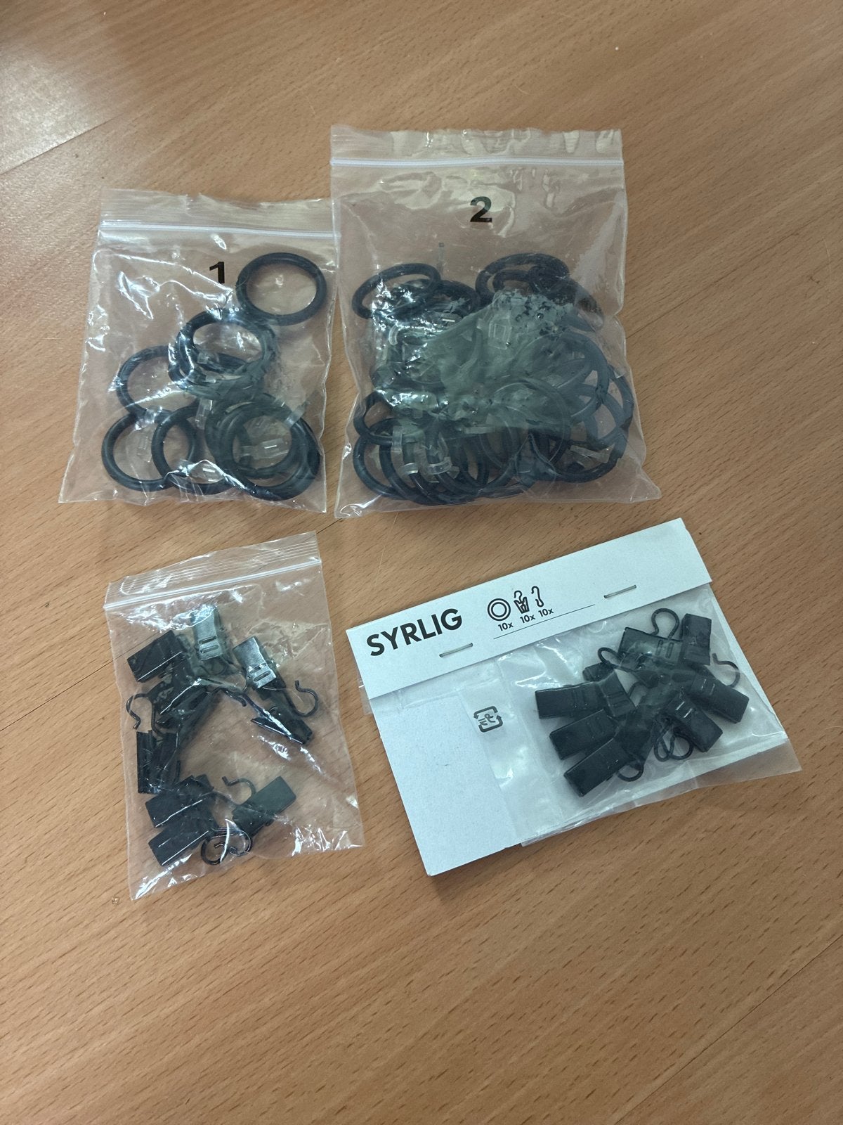 IKEA SYRLIG Gordijnringen met clips, zwart, Minder dan 50 cm, Gebruikt, Zwart, Ophalen of Verzenden