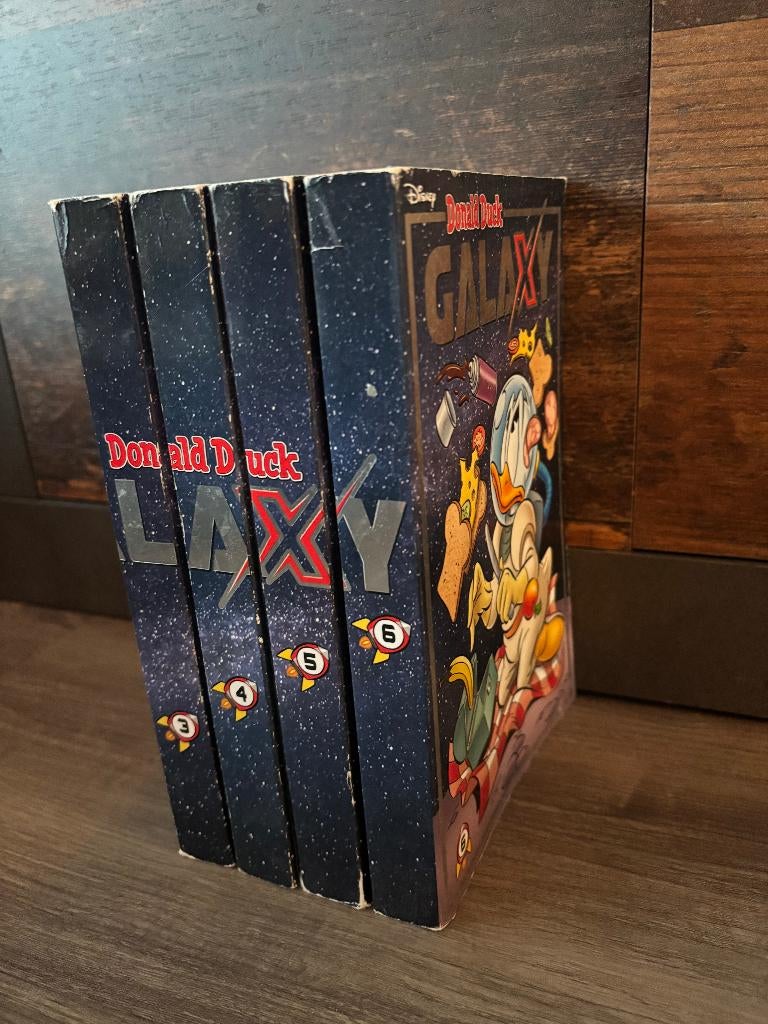 4 x Donald Duck Galaxy Pocket, Boeken, Stripboeken, Meerdere stripboeken, Ophalen, Gelezen
