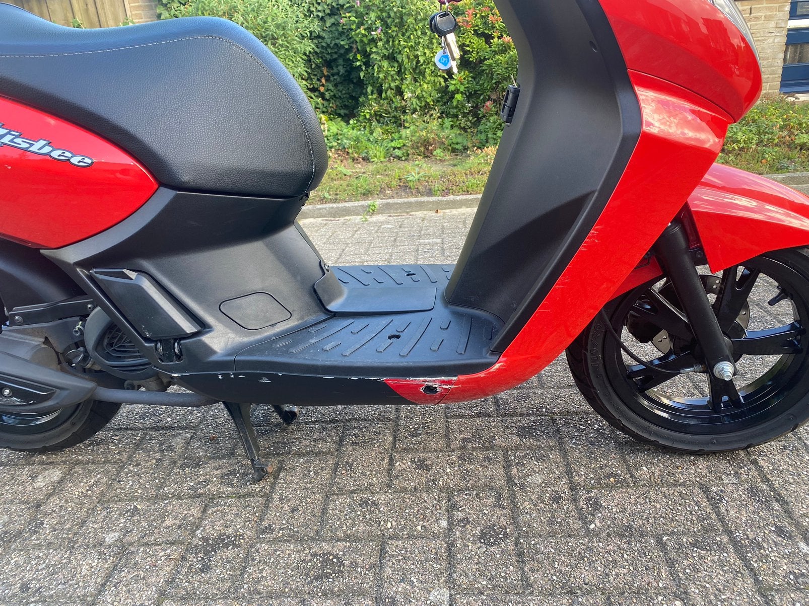 Foto 4 van Peugeot Kisbee 4T bj 2019 / 6224 kms / geel kenteken