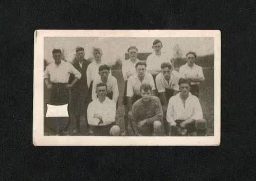 Voetbalplaatje Zuidbroek 1930/1931 (390)., Ophalen of Verzenden, Zo goed als nieuw