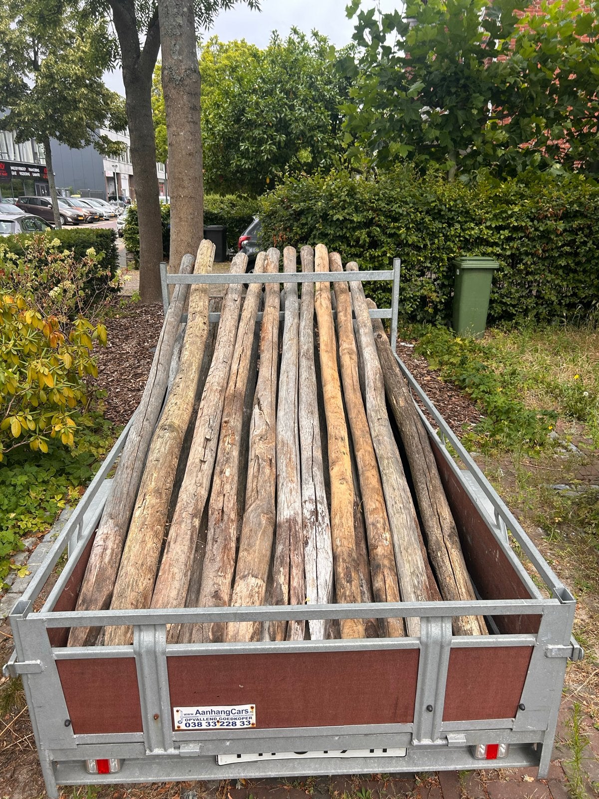 Kastanje palen 14 stuks - 100mm dik, 2800mm lang, Gebruikt, Palen, Ophalen of Verzenden, Hardhout