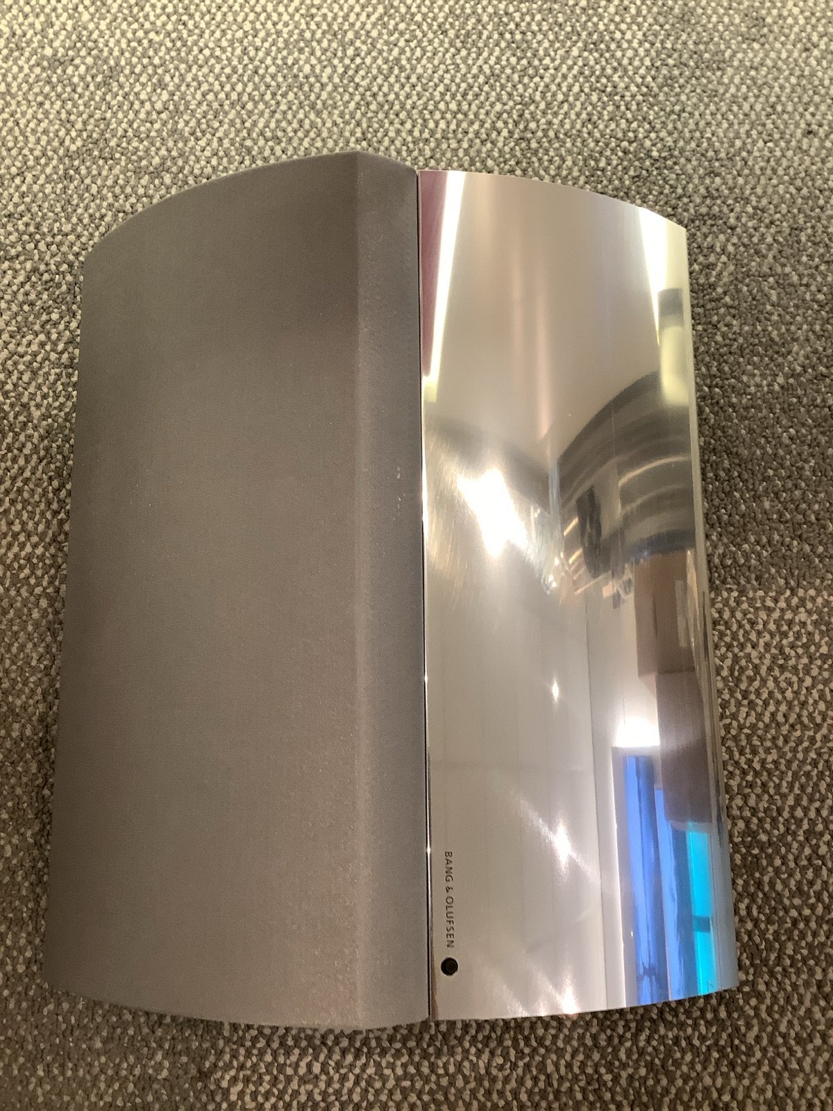 Bang & Olufsen BeoLab 4000 speakers met muurbeugels, Stereo speakers, Gebruikt, Inclusief muurbeugels, Www.bang-olufsen.com
