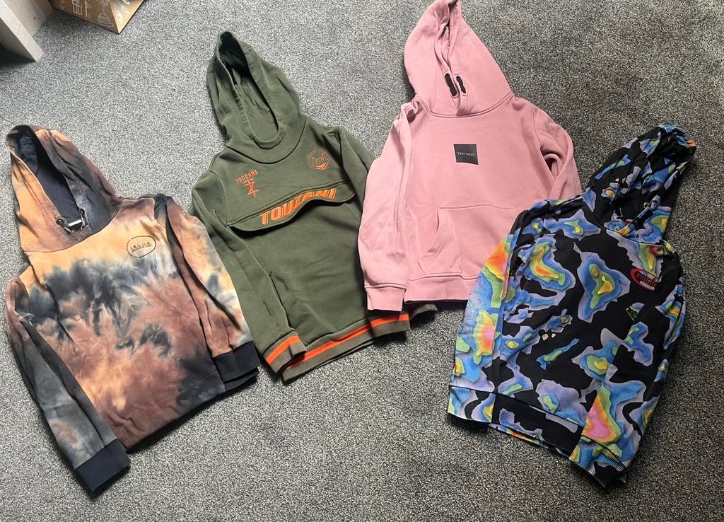 Te koop 4 mooie merktruien mt 10/140, Ophalen of Verzenden, Zo goed als nieuw, Jongen, Trui of Vest