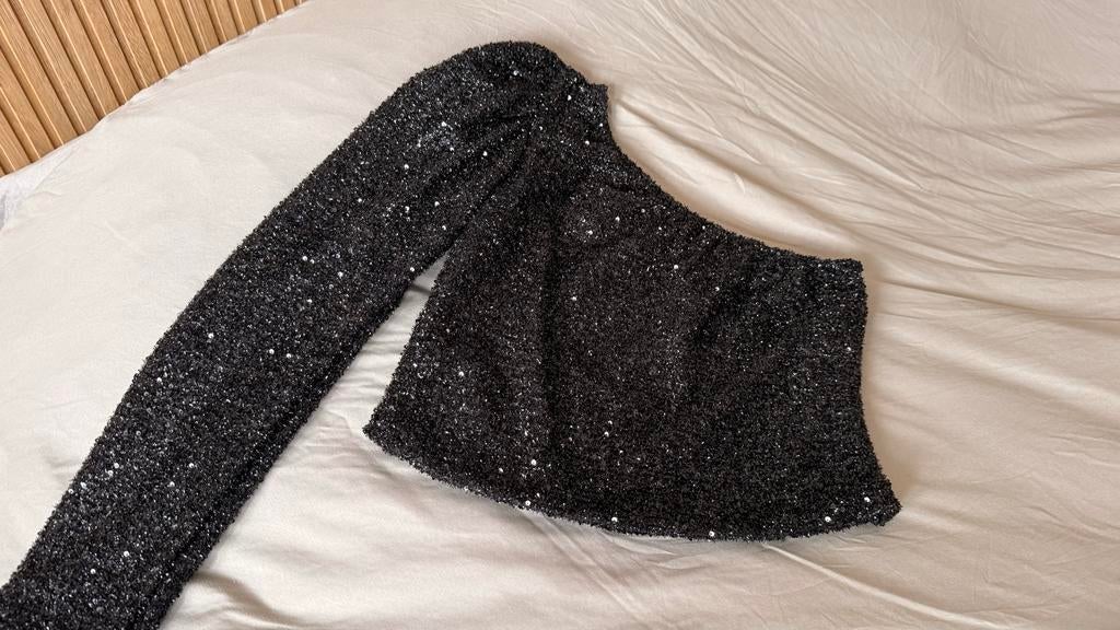 Zwart one shoulder glitter topje, Zwart, Ophalen of Verzenden, Zo goed als nieuw, Lange mouw