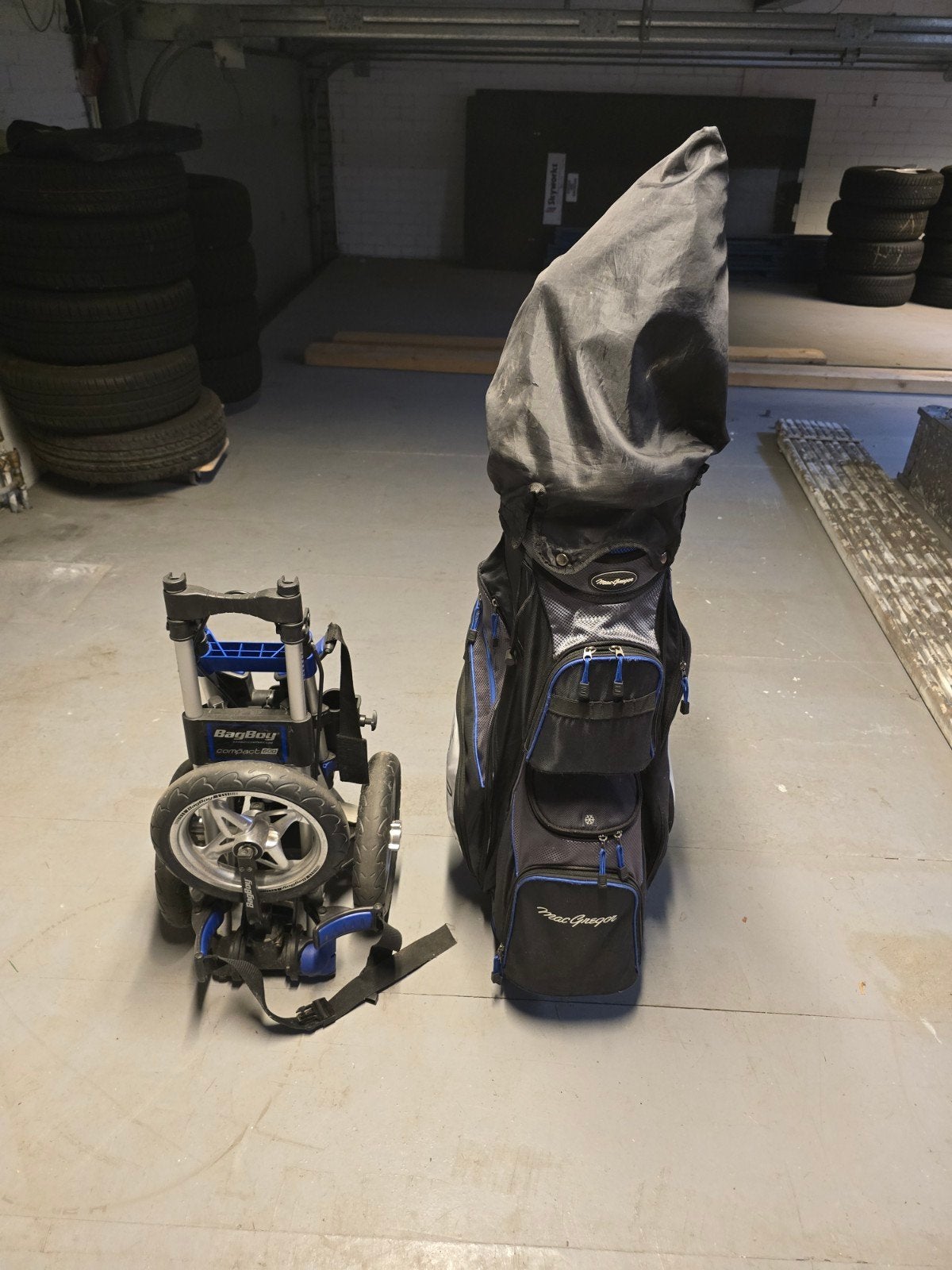 Diverse golfspullen: clubs, tassen, trolley en ballen, Ophalen, Gebruikt, Set, Callaway