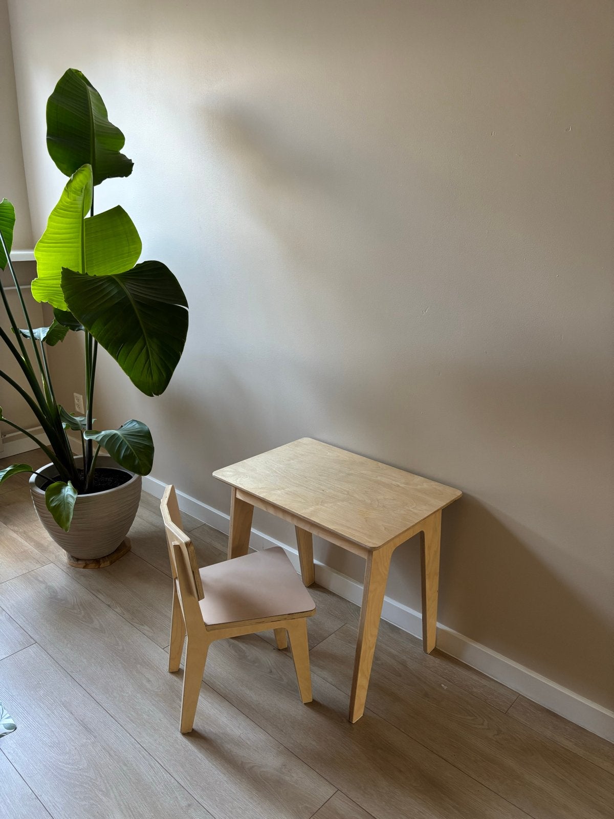 Studio Baas kinderbureau en stoel - goede staat, Ophalen, Zo goed als nieuw, Tafel(s) en Stoel(en)