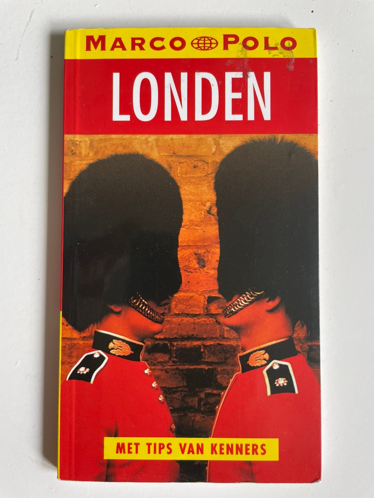 reisgids Londen Marco Polo 2000 London Engeland stedentrip, Gelezen, Europa, Ophalen of Verzenden, Reisgids of -boek