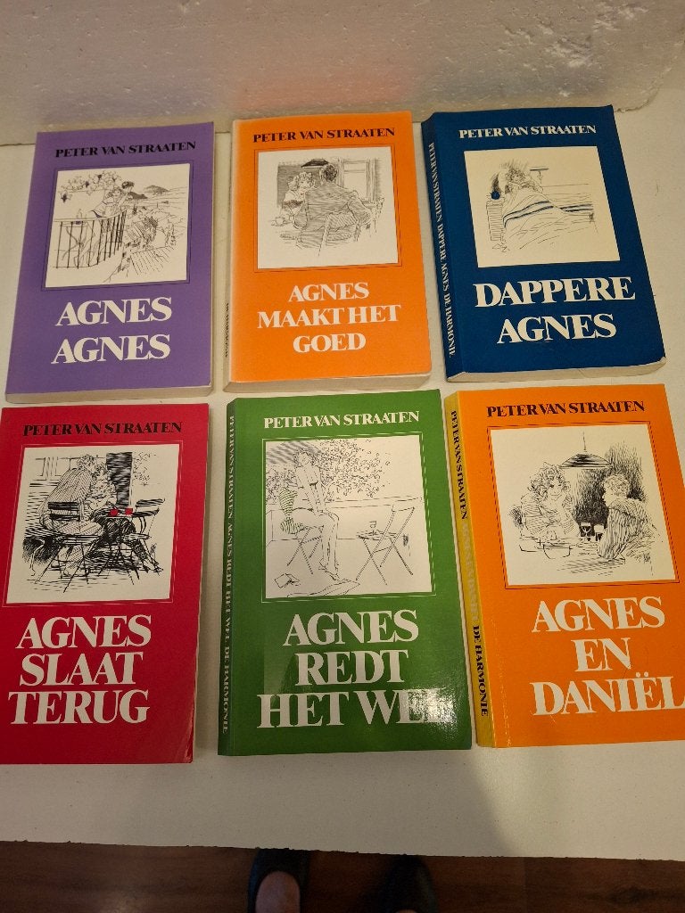 Agnes - Peter van Straaten - 6 zeer leuke paperbacks, Ophalen of Verzenden, Zo goed als nieuw, Peter van Straaten, Verhalen