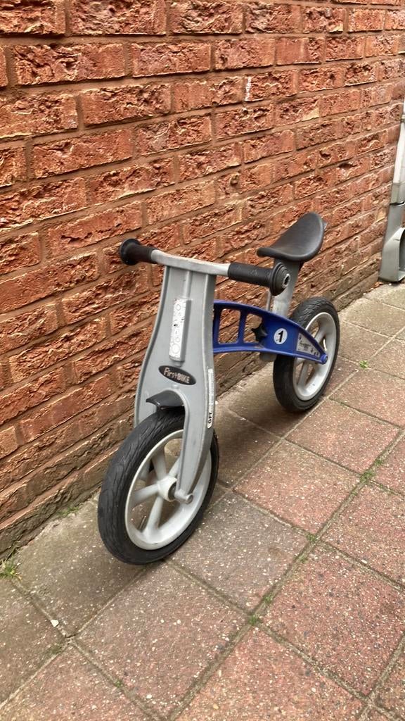 FirstBIKE loopfiets | lichtgewicht, Kinderen en Baby's, Speelgoed | Buiten | Voertuigen en Loopfietsen, Ophalen, Zo goed als nieuw