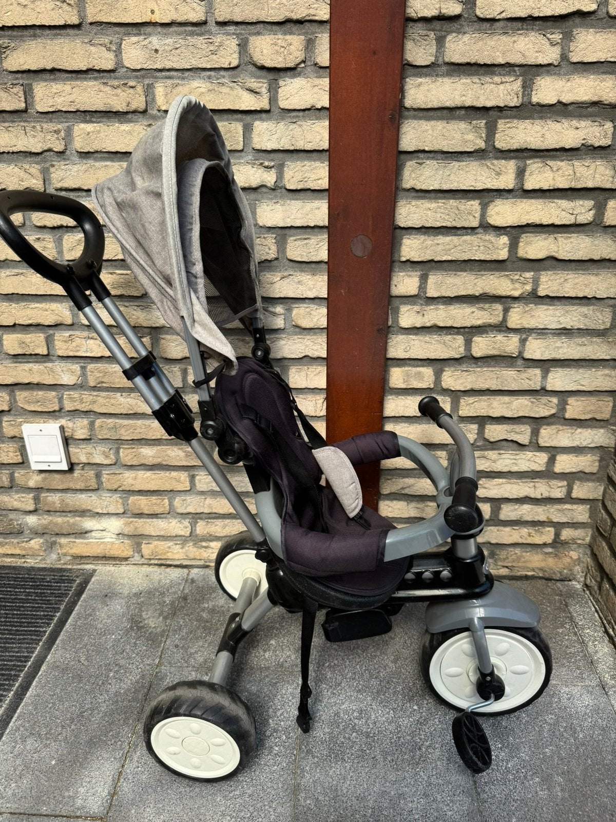 Kinder driewieler, Ophalen, Zo goed als nieuw