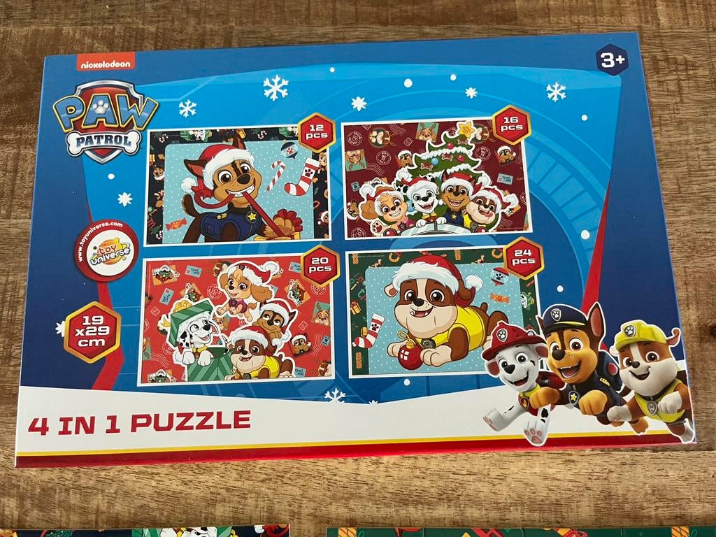 Paw patrol puzzel 4 in 1 kerst, Ophalen of Verzenden, 10 tot 50 stukjes, Zo goed als nieuw