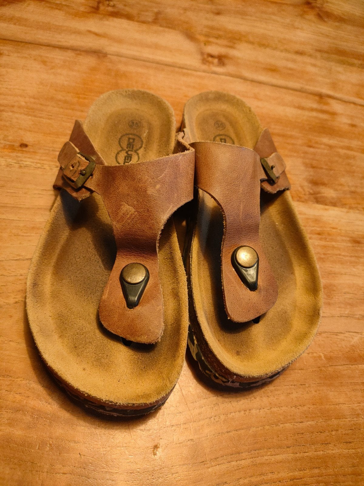 Develab leren teenslippers maat 35, Ophalen, Develab, Jongen of Meisje, Overige typen