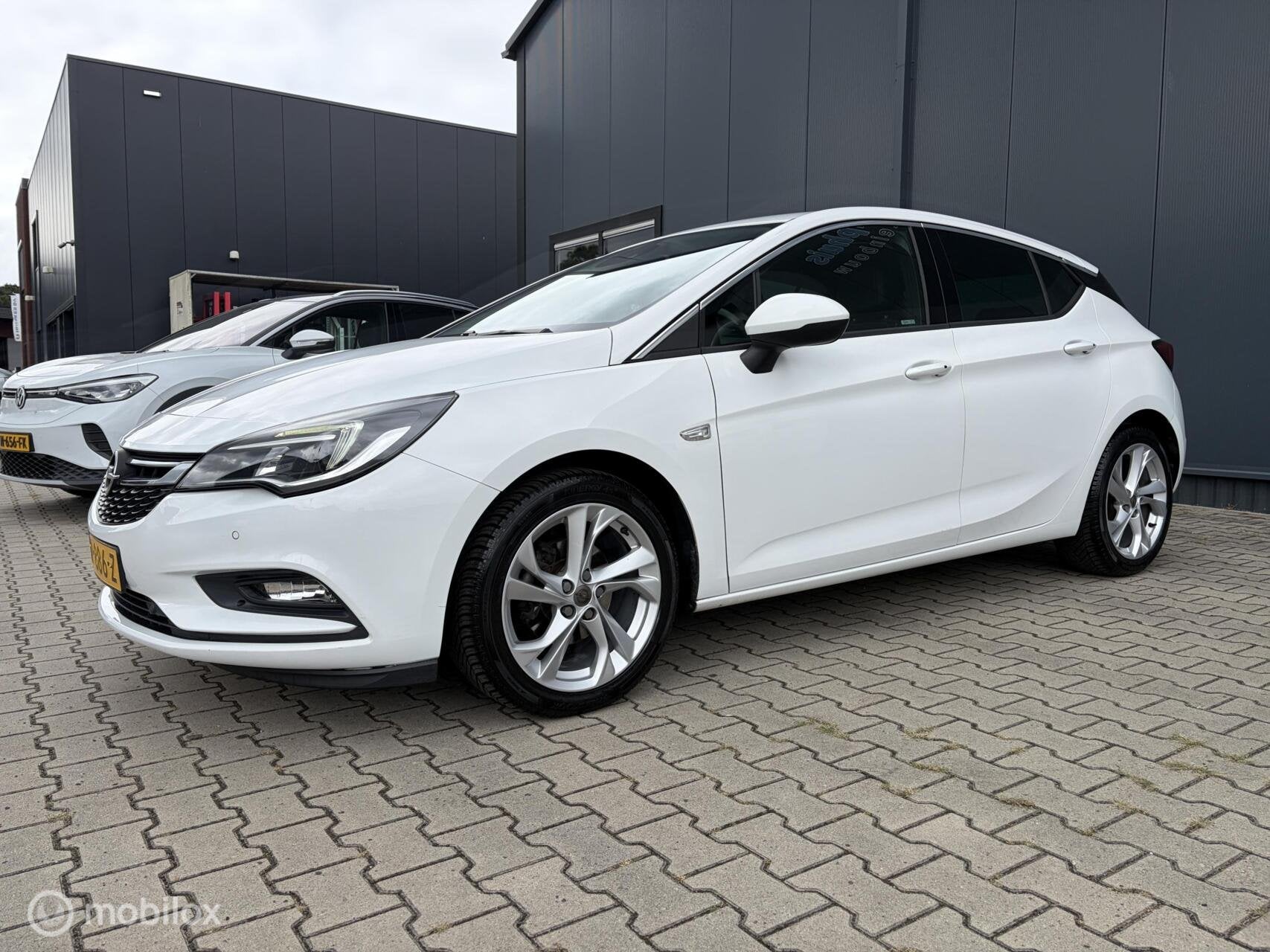 Opel Astra 1.4 Turbo Innovation 1ste eigenaar Camera Cruise, Voorwielaandrijving, Stof, Gebruikt, 150 pk