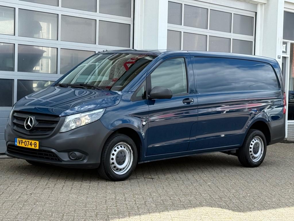 Mercedes-benz VITO 109 CDI Functional L2H1 Airco Trekhaak 1e, 4 cilinders, Blauw, Bedrijf, 1717 kg