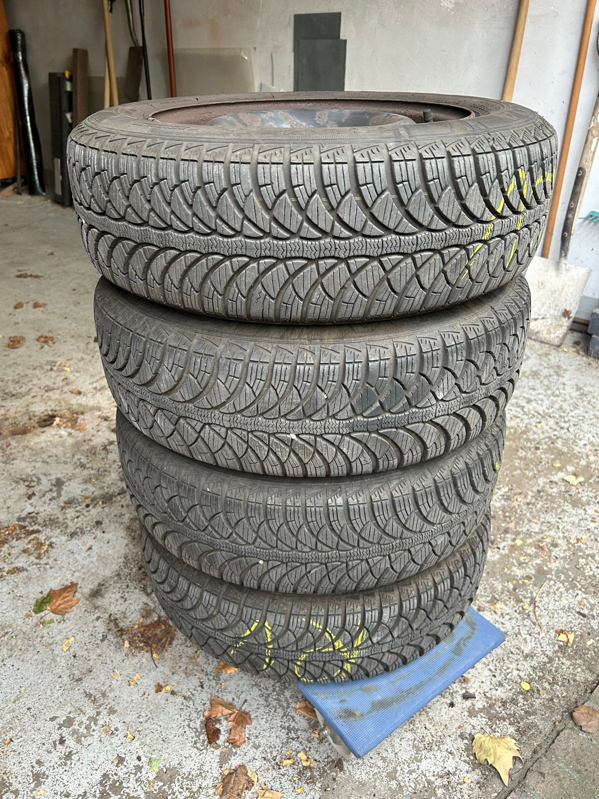 Winterbanden met velgen 175-65-14 Peugeot 206+, Ophalen, 14 inch, Gebruikt, 175 mm