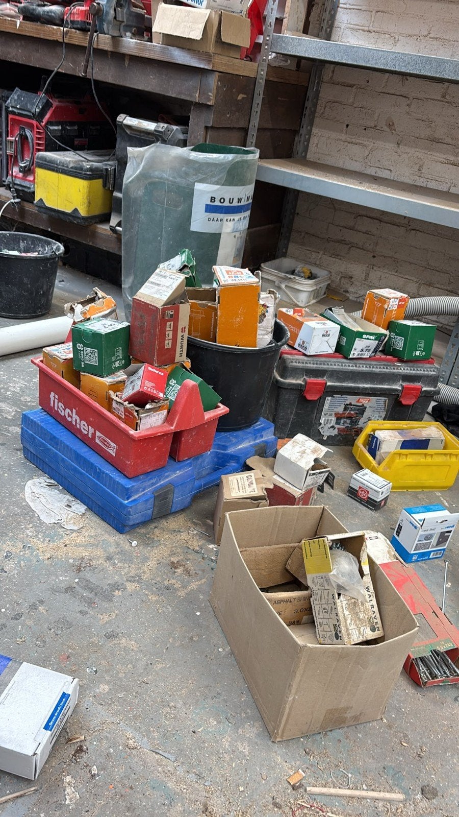 Diverse schroeven en pluggen, Ophalen, Gebruikt, Overige merken, Gereedschapsopslag