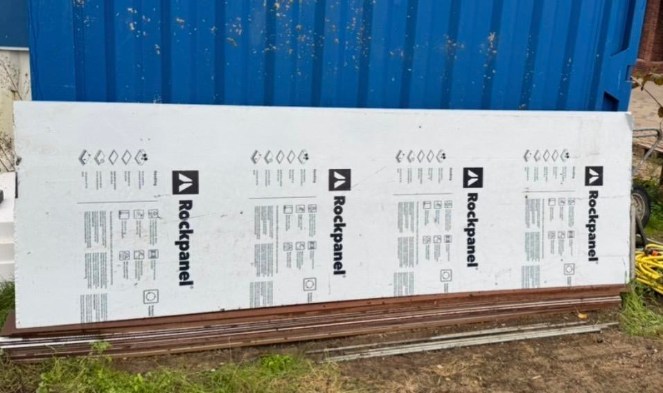 Rockpanel 8 mm stroken  lichtgrijs ral 7035 lang 3050, Ophalen, Zo goed als nieuw