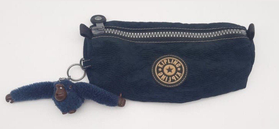 Kipling blauwe pennen etui + Aapje Dorothy, Ophalen of Verzenden, Gebruikt