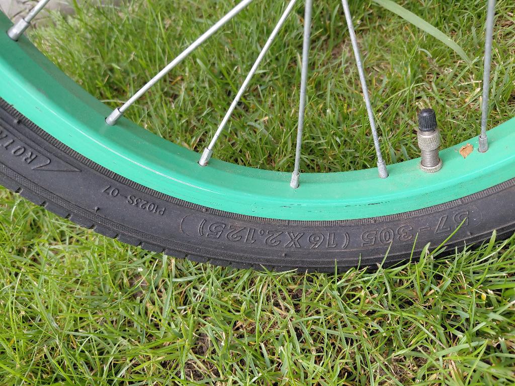 Jongensfiets 16 inch Opknapper!, Fietsen en Brommers, Ophalen, Terugtraprem, Gebruikt, Handrem