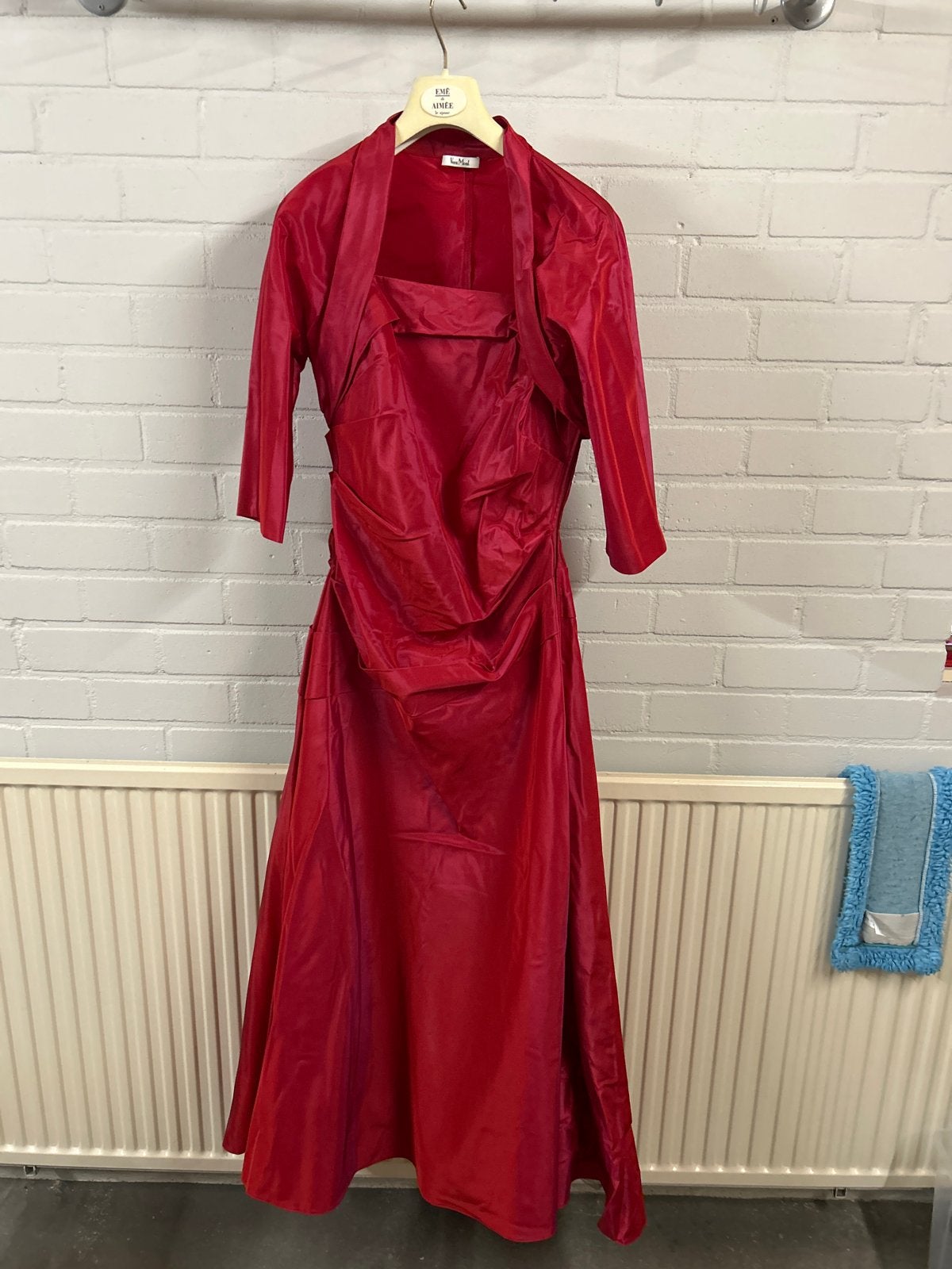 Vera Mont Rode Avondjurk met Bolero Maat M, Maat 38/40 (M), Ophalen of Verzenden, Zo goed als nieuw, Rood