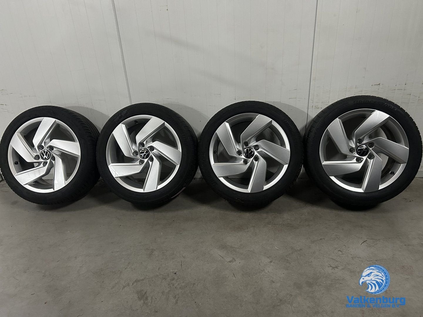 6mm! Originele VW Golf 8 5H Richmond 17 inch velgen 5x112 zo, Gebruikt, -, -, Banden en Velgen