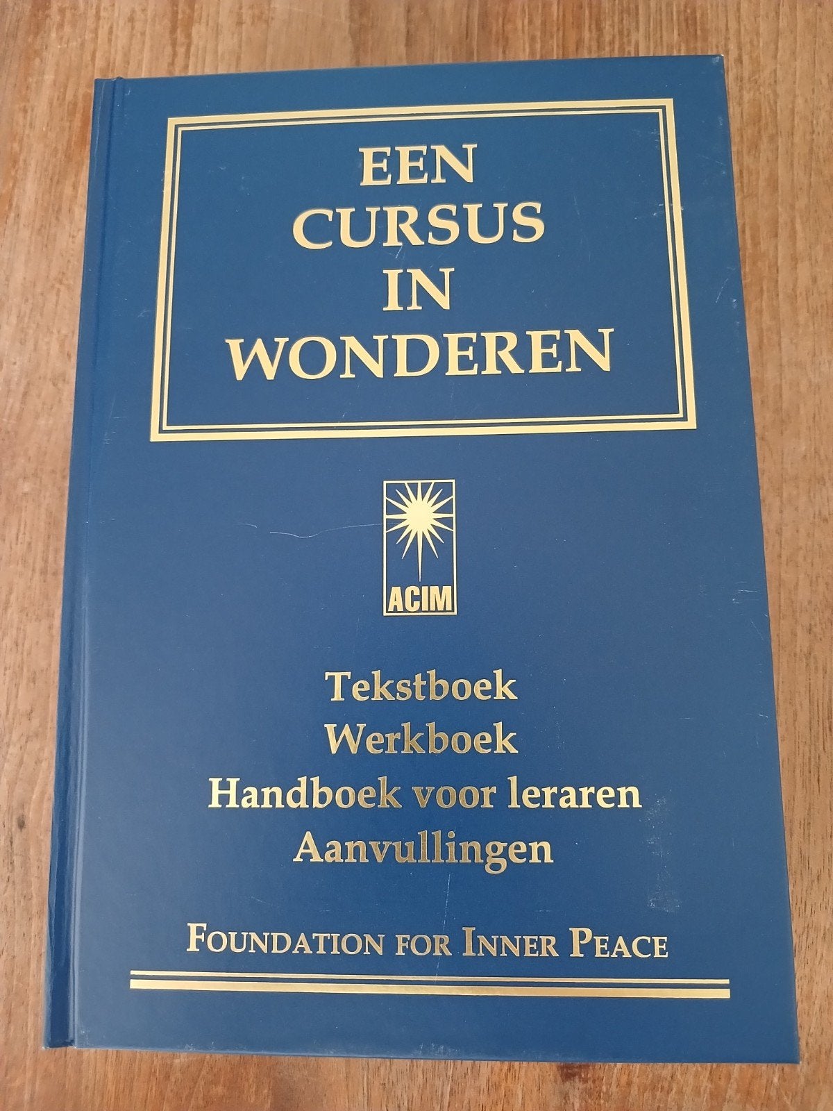 Een cursus in wonderen 20e druk 2024, Achtergrond en Informatie, Spiritualiteit algemeen, Ophalen of Verzenden, Zo goed als nieuw