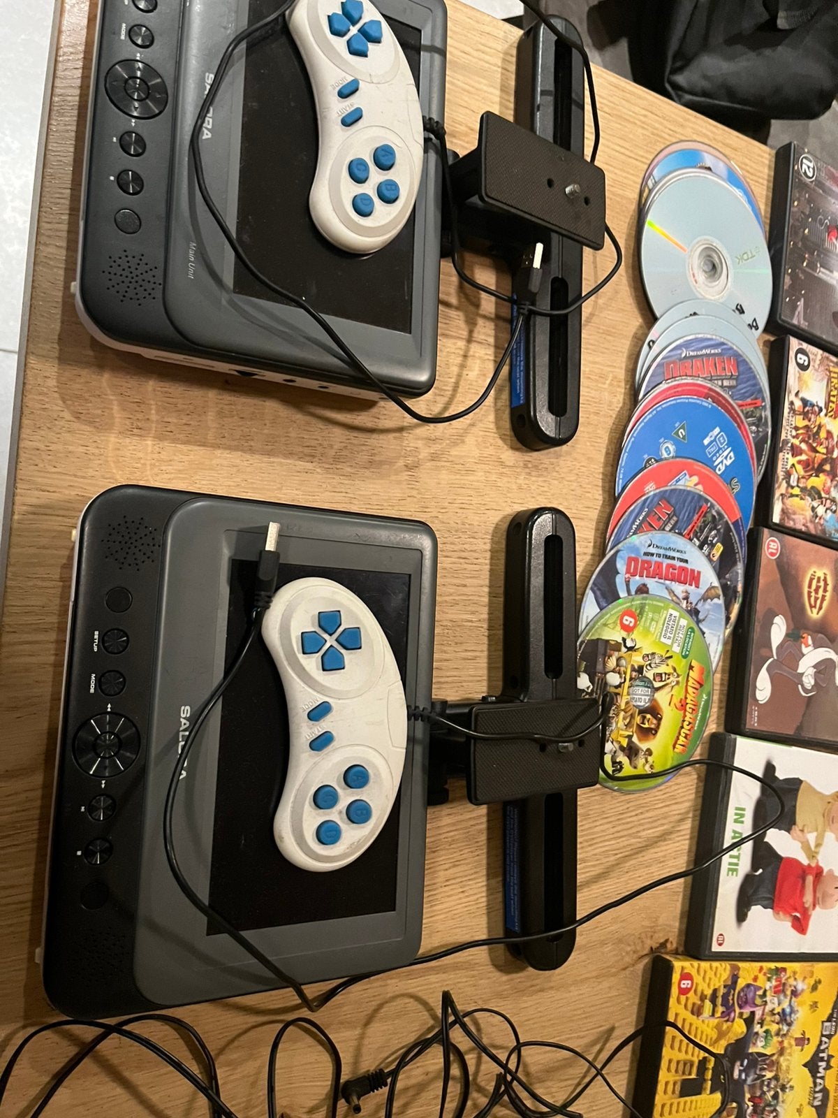 Televisi schermen voor in de auto, Spelcomputers en Games, Ophalen, Gebruikt, Met 2 controllers, Saturn of Dreamcast