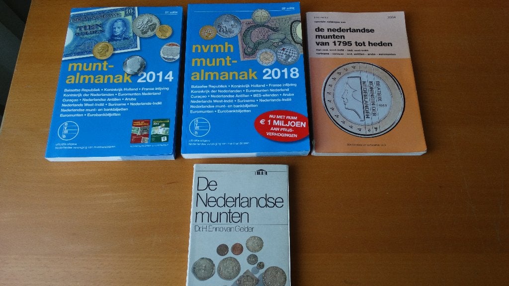 4 x Nederlandse munten catalogus, Ophalen of Verzenden, Koningin Beatrix, Overige waardes, Setje