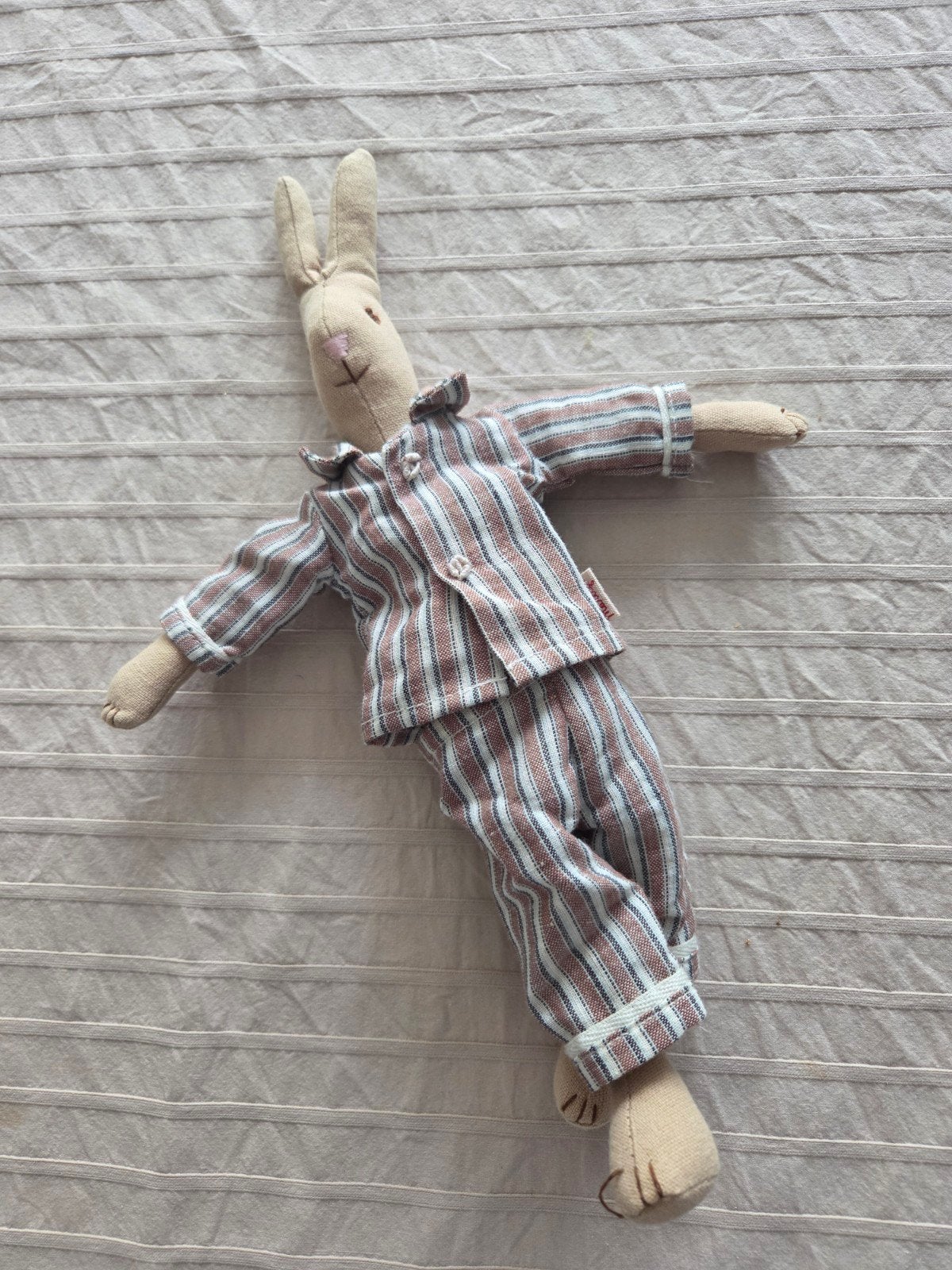 Maileg konijn met pyjama - Gebruikt, Gebruikt, Overige merken, Konijn, Ophalen of Verzenden