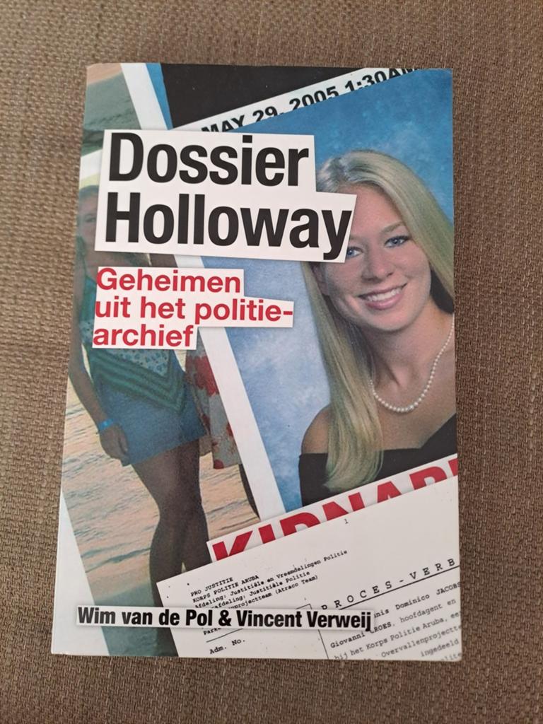 Dossier Holloway, Ophalen, Gelezen