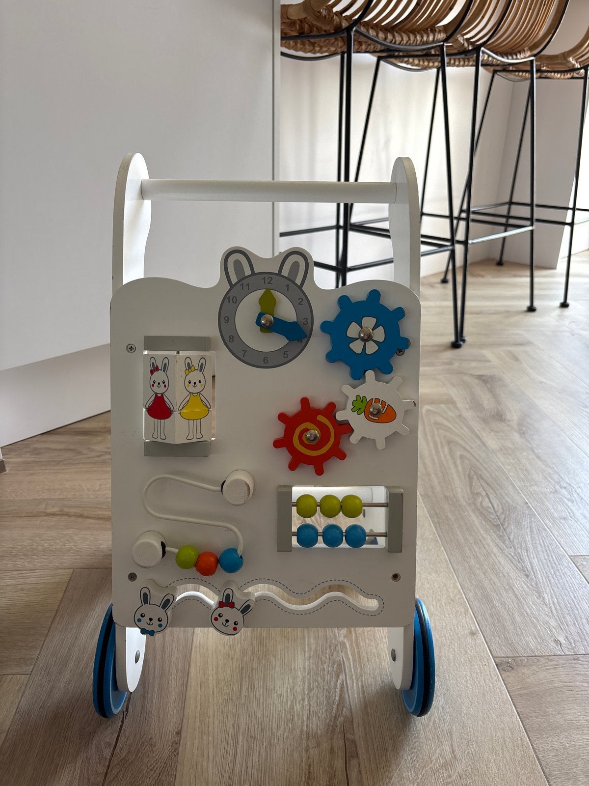 Leuke loopwagen met vrolijke konijntjes, Ophalen, Gebruikt, Overige typen, Met wieltjes