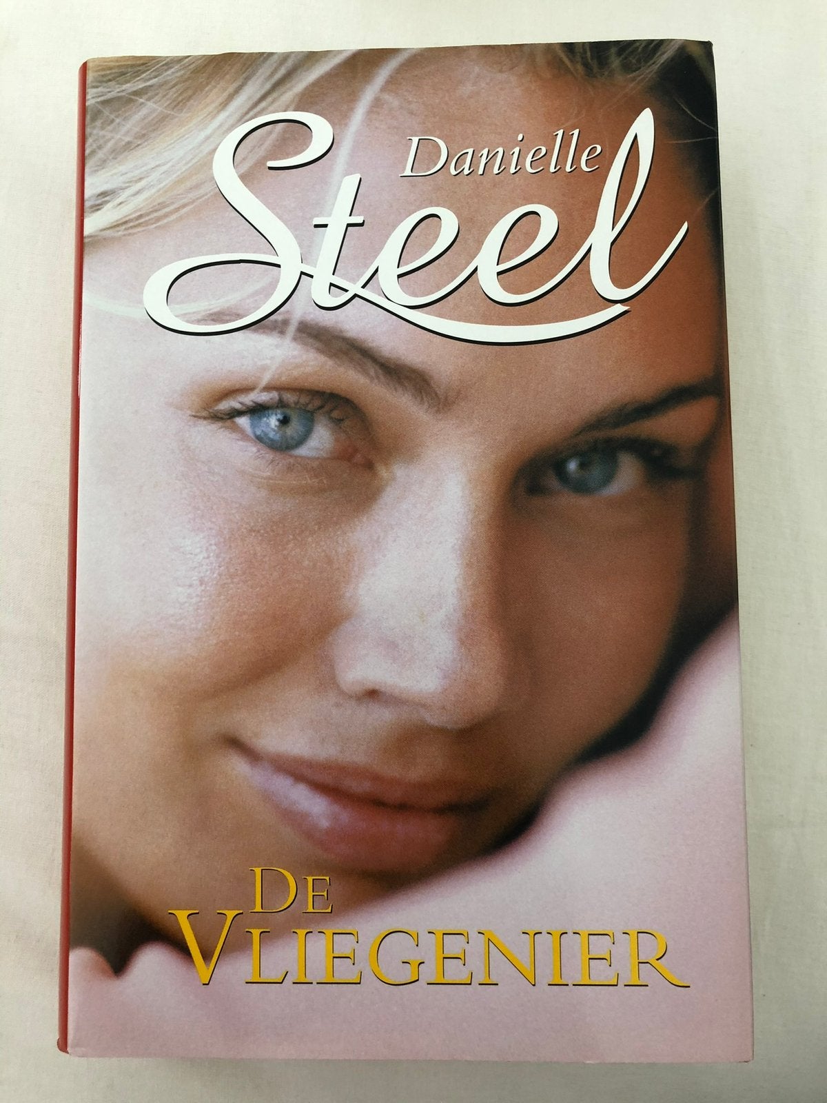 Danielle Steel: De vliegenier, Ophalen of Verzenden, Nieuw